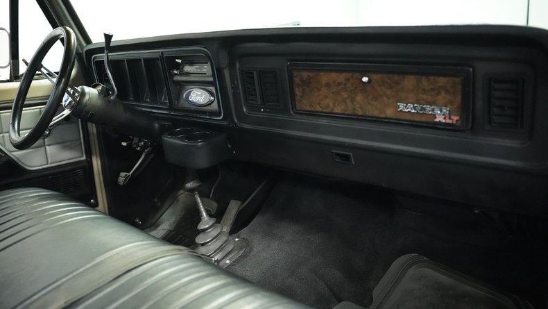 Ford-F-150-1978-Orange-Black-46