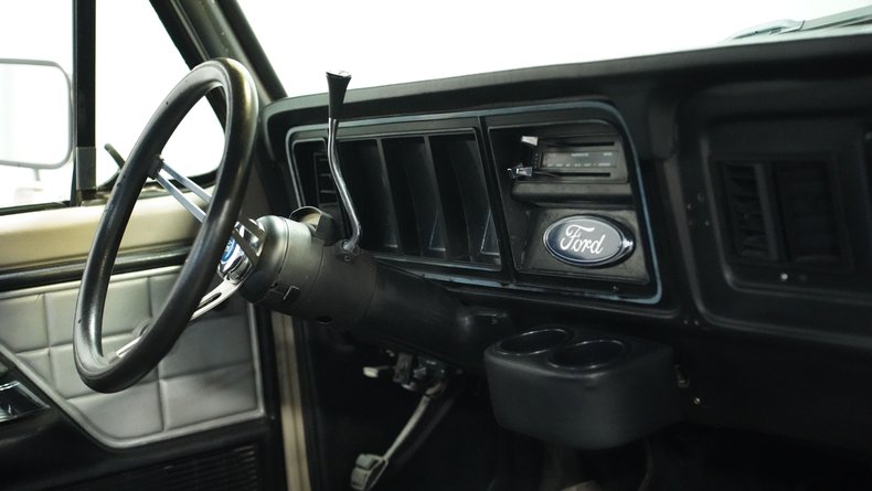 Ford-F-150-1978-Orange-Black-47