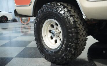 Ford-F-150-1978-Orange-Black-8
