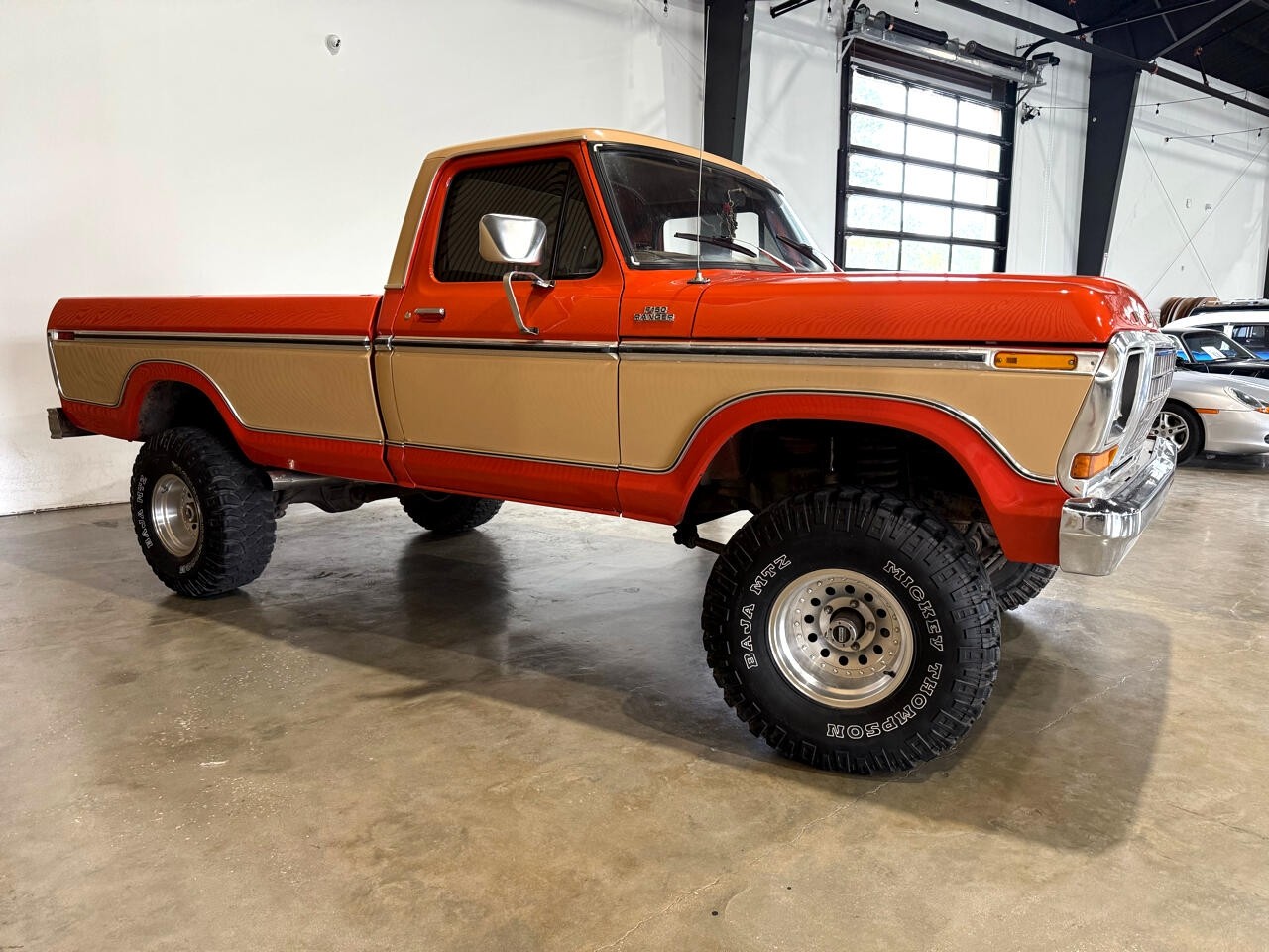 Ford-F-150-1978-Truck-10