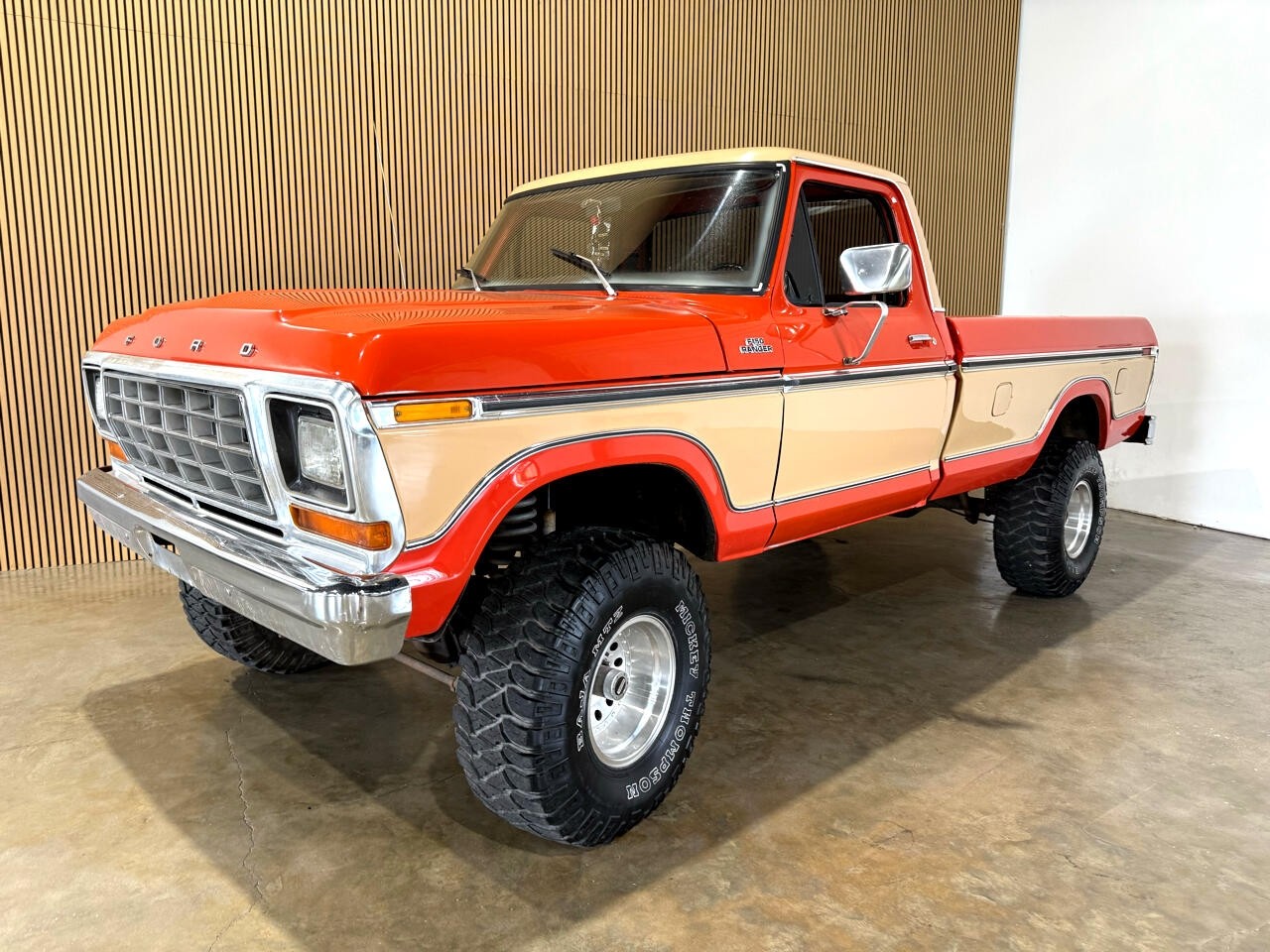 Ford-F-150-1978-Truck-2