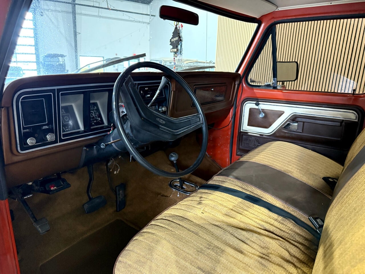Ford-F-150-1978-Truck-25