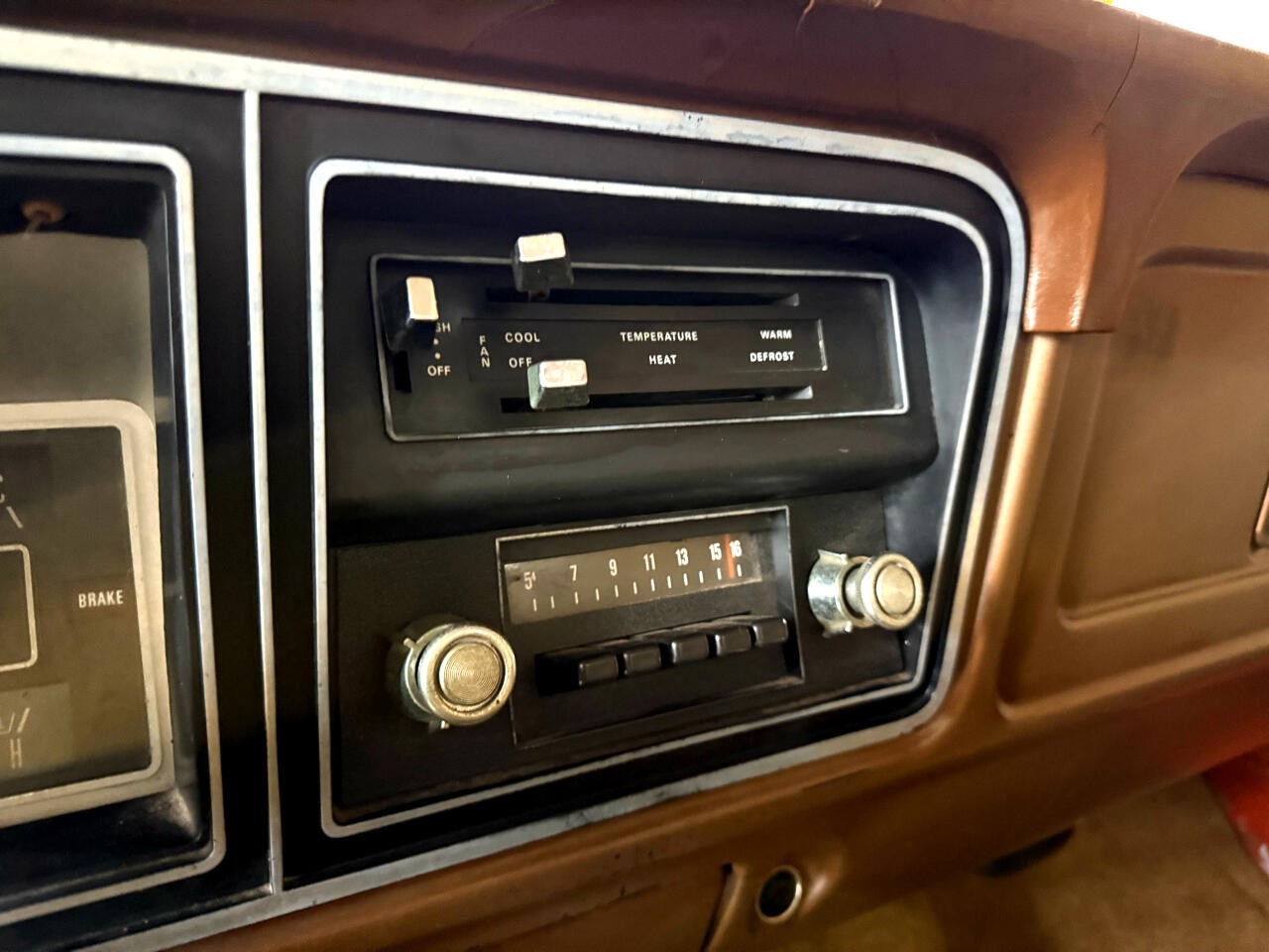 Ford-F-150-1978-Truck-33