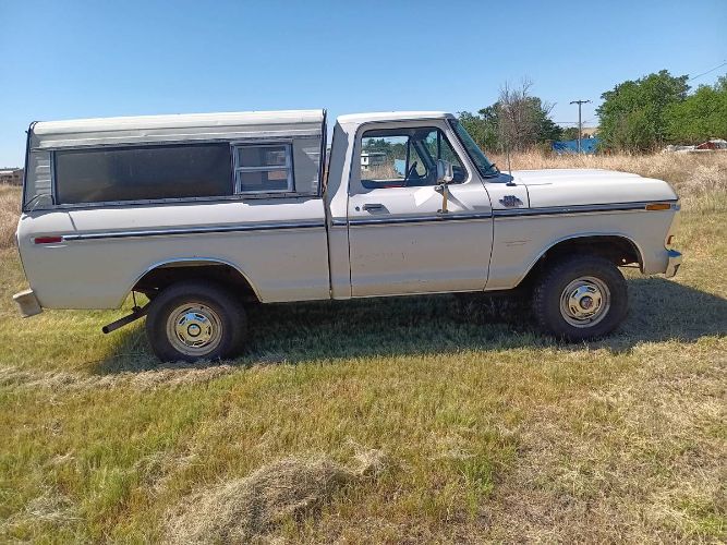 Ford-F-150-1978-White-16