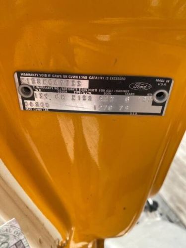 Ford-F-150-1978-Yellow-TanBrown-11