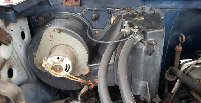 Ford-F-150-1983-6