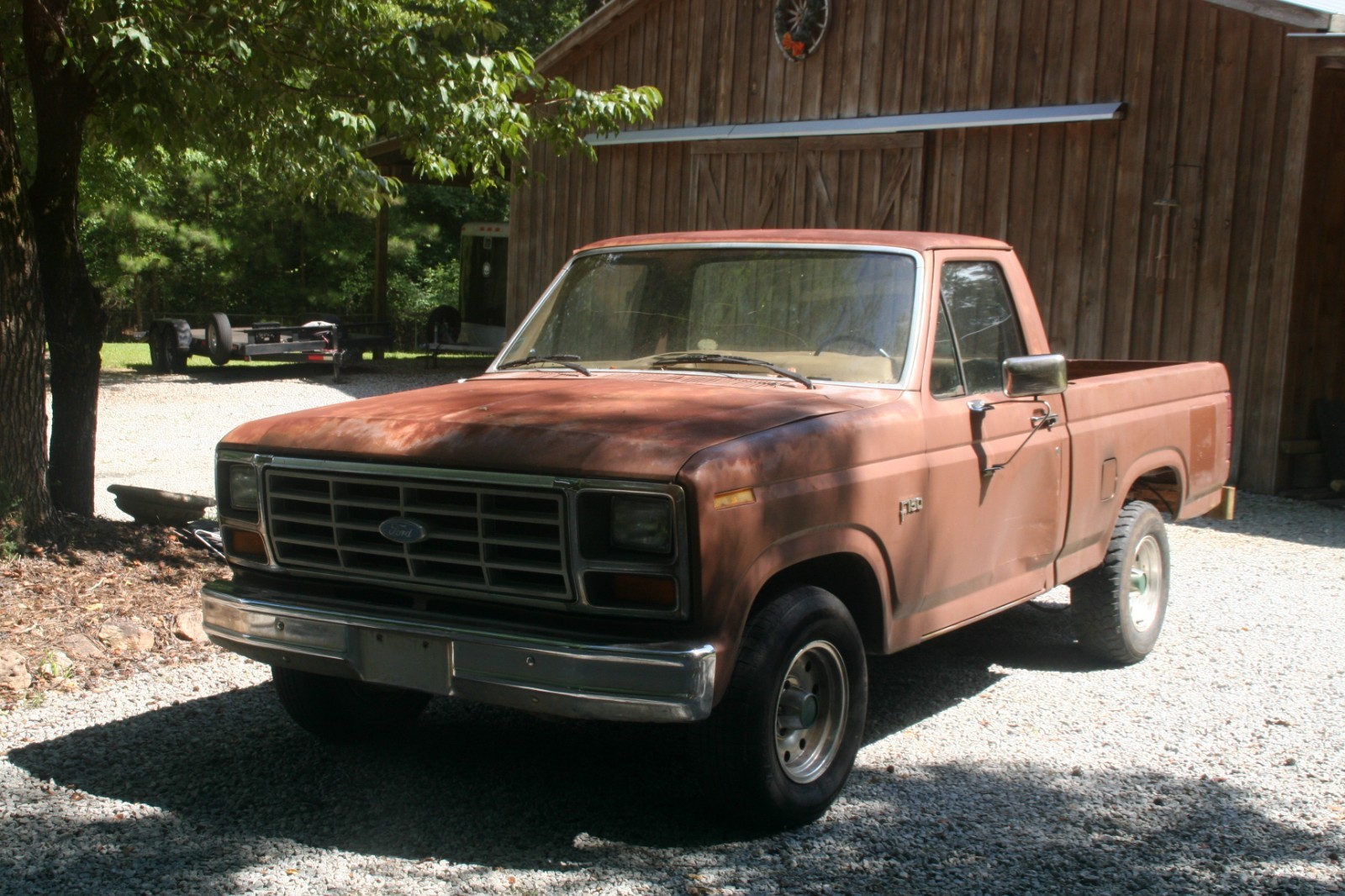 Ford-F-150-1985-Standard-Cab-Pickup-1