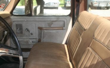 Ford-F-150-1985-Standard-Cab-Pickup-9