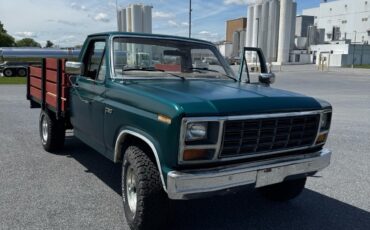 Ford-F-150-1986-3