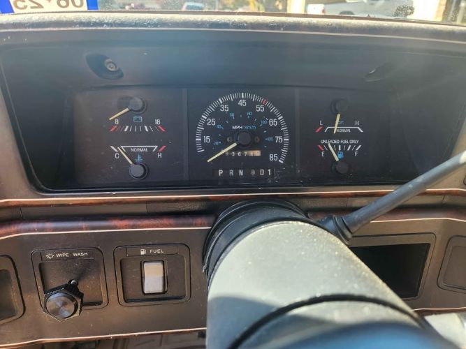 Ford-F-150-1988-Brown-Tan-2
