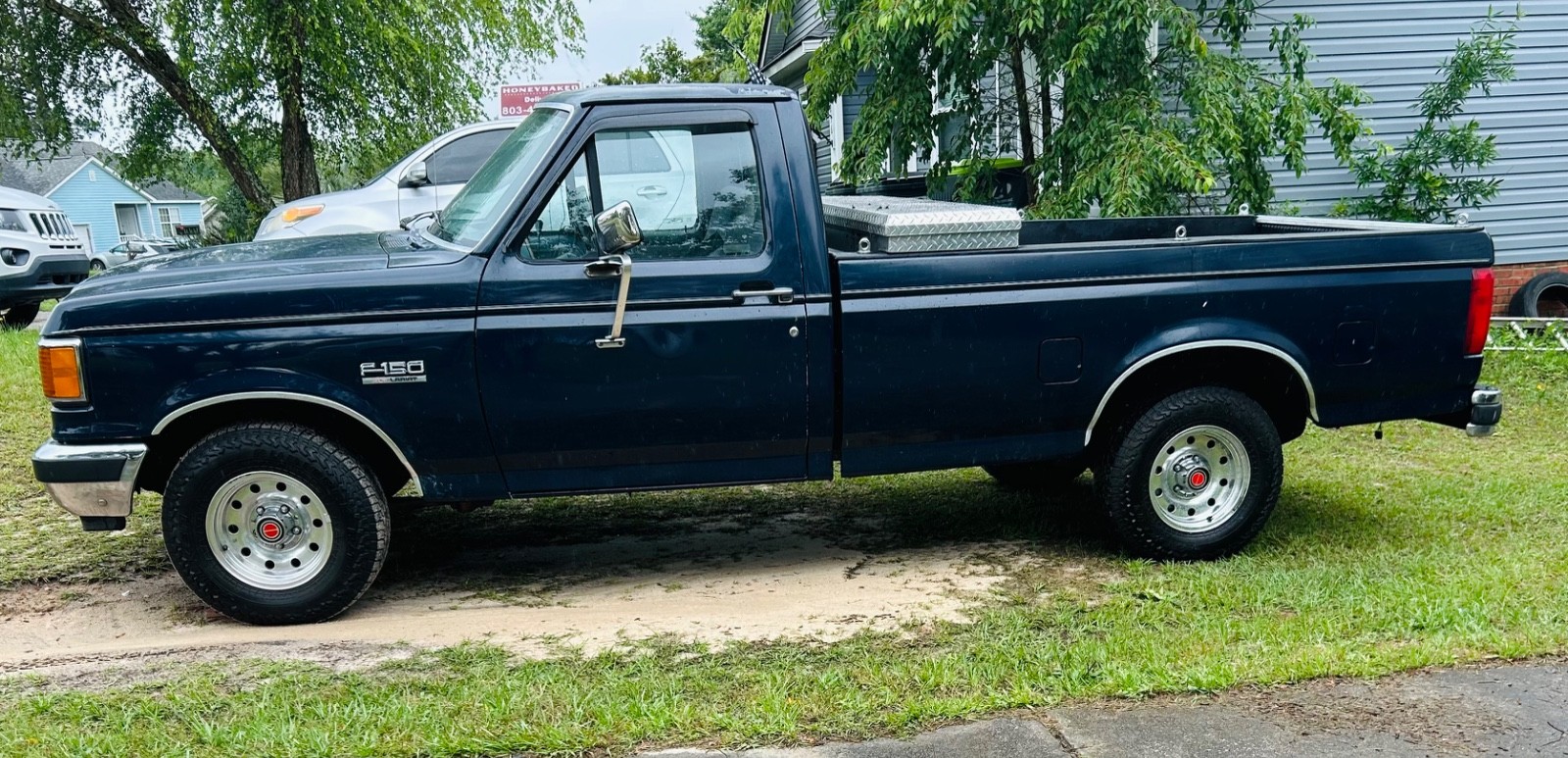 Ford F-150 1991 Standard Cab Pickup