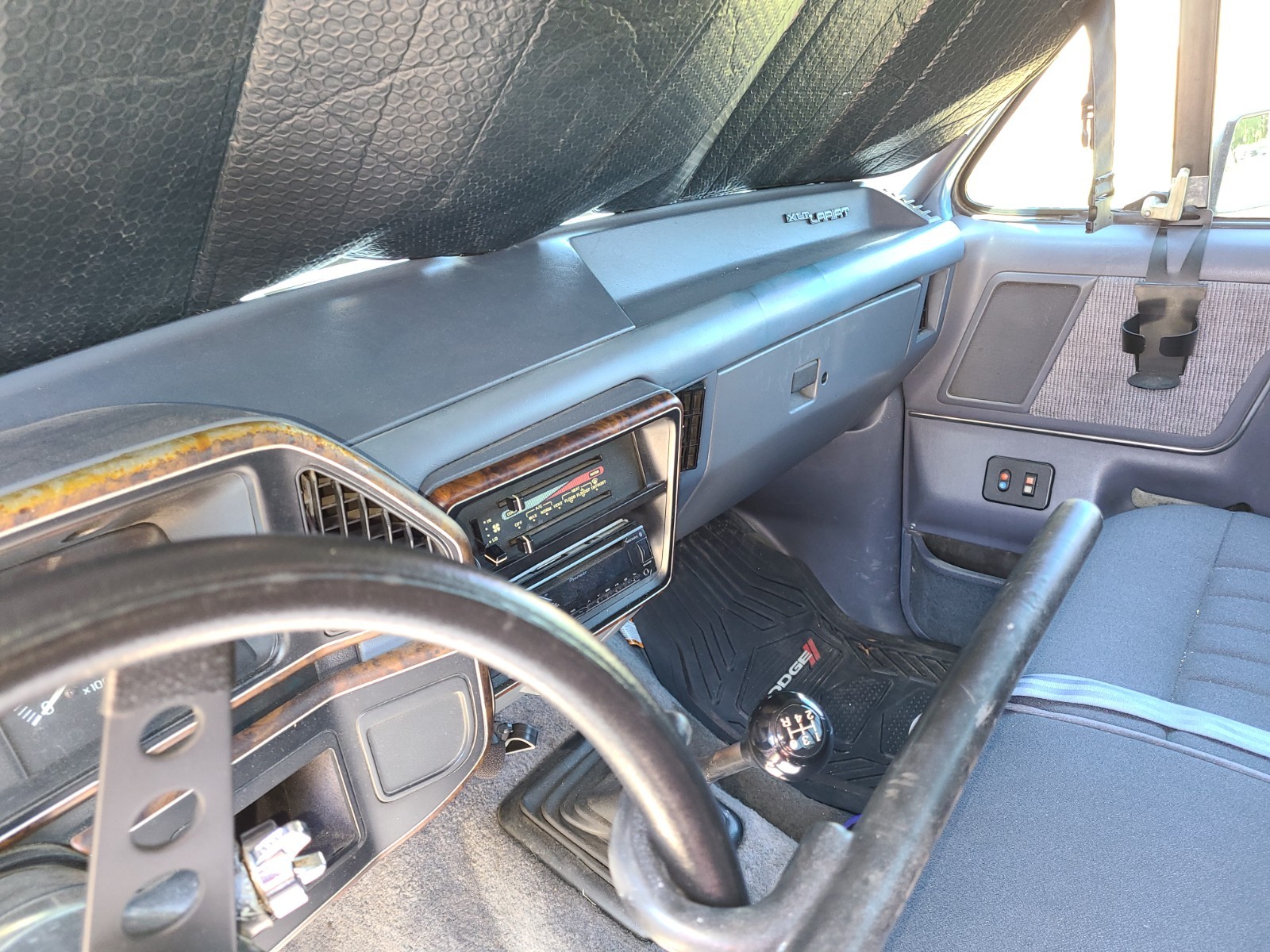 Ford-F-150-1991-Standard-Cab-Pickup-7