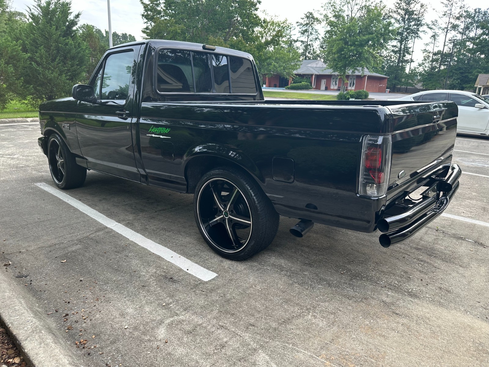 Ford-F-150-1993-Standard-Cab-Pickup-1