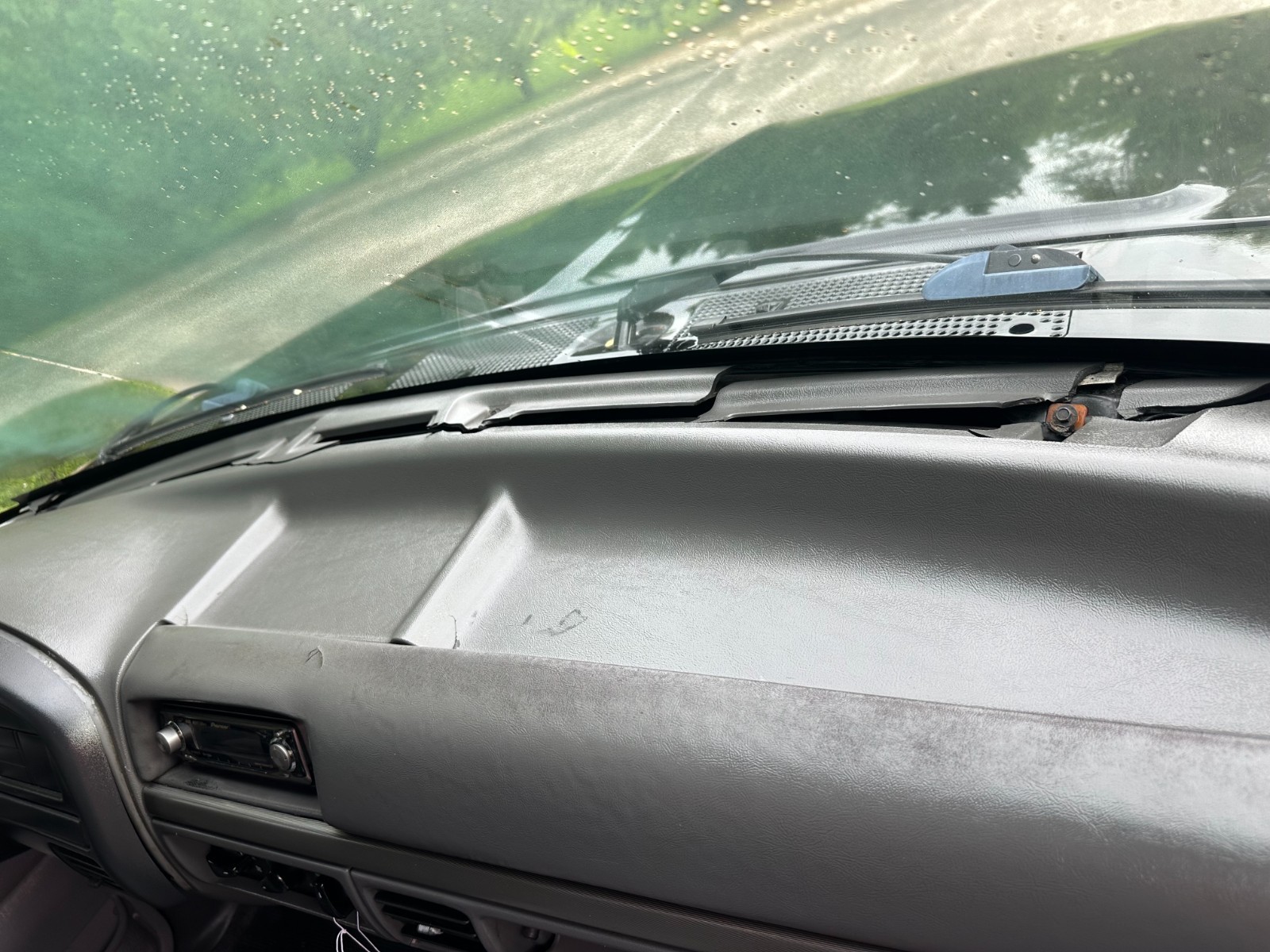 Ford-F-150-1993-Standard-Cab-Pickup-29