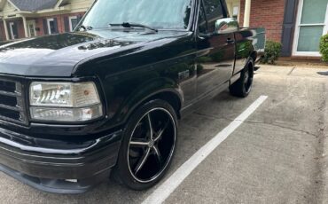 Ford-F-150-1993-Standard-Cab-Pickup-3