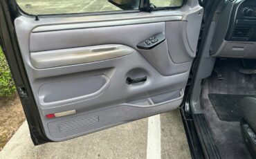 Ford-F-150-1993-Standard-Cab-Pickup-30