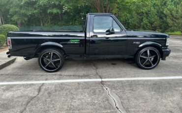 Ford-F-150-1993-Standard-Cab-Pickup