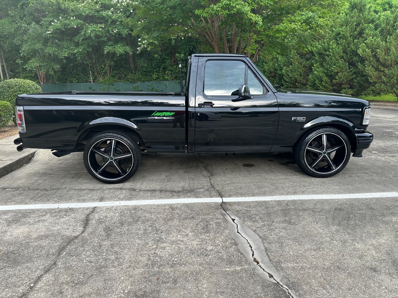 Ford-F-150-1993-Standard-Cab-Pickup