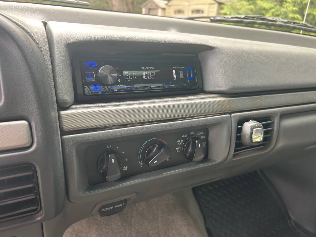 Ford-F-150-1993-black-6