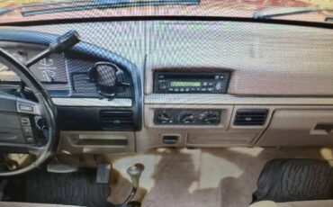 Ford-F-150-1994-Custom-7