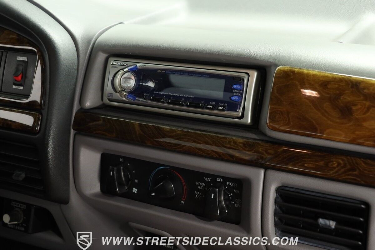 Ford-F-150-1994-Pickup-Truck-38