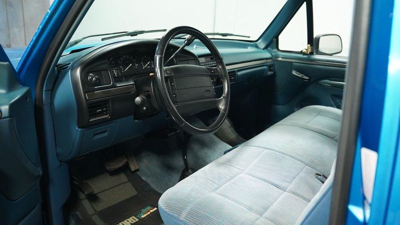 Ford-F-150-1995-Lapis-Blue-Metallic-Gray-2