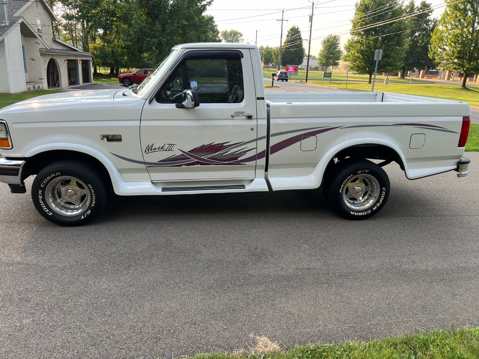 Ford-F-150-1995-Standard-Cab-Pickup-3