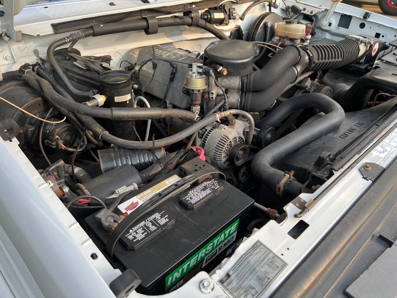 Ford-F-150-1995-Standard-Cab-Pickup-9