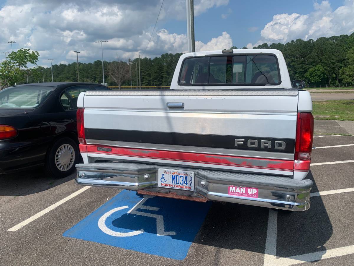 Ford-F-150-xlt-1993-2