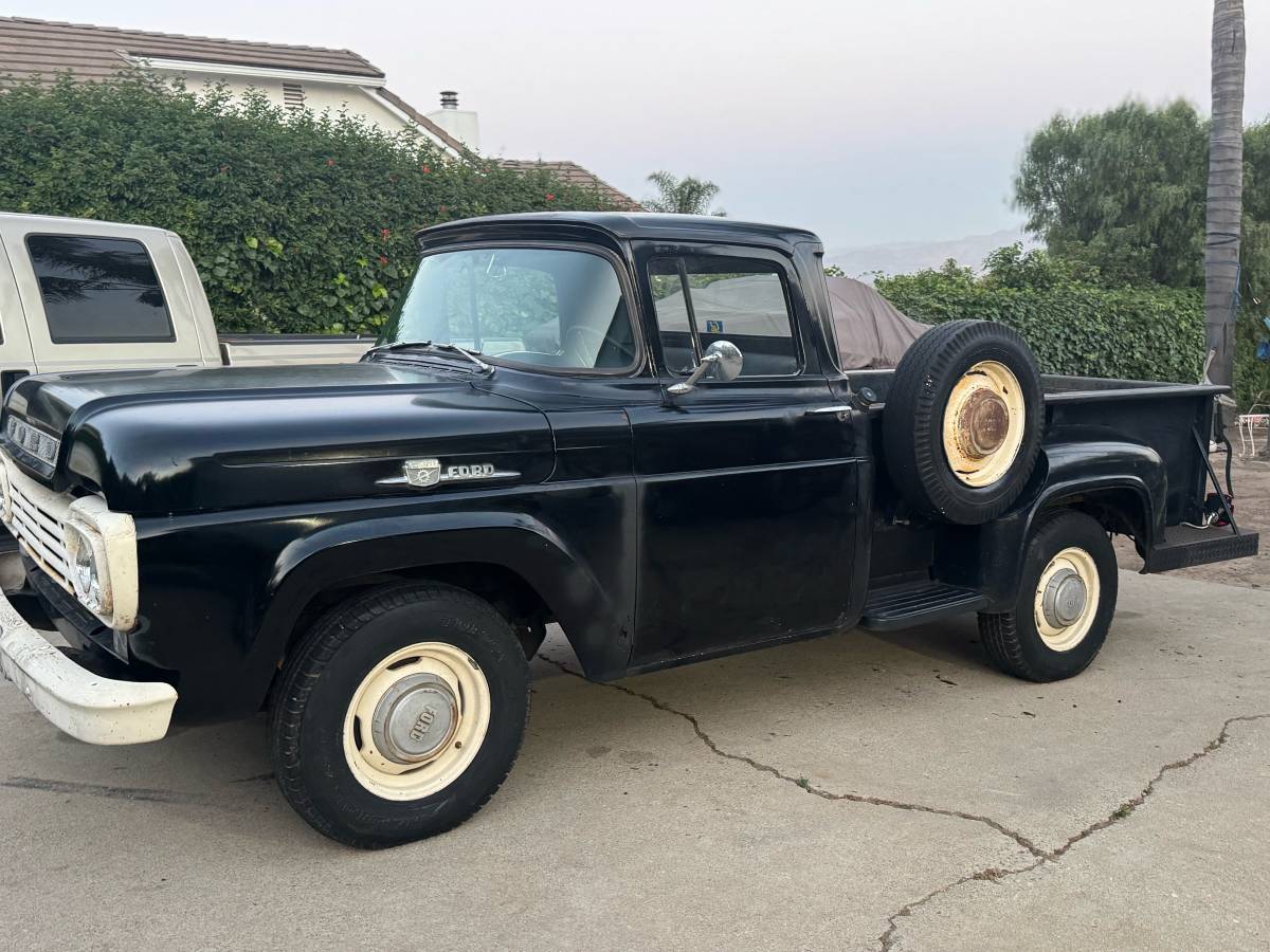 Ford-F-250-1959-black-7