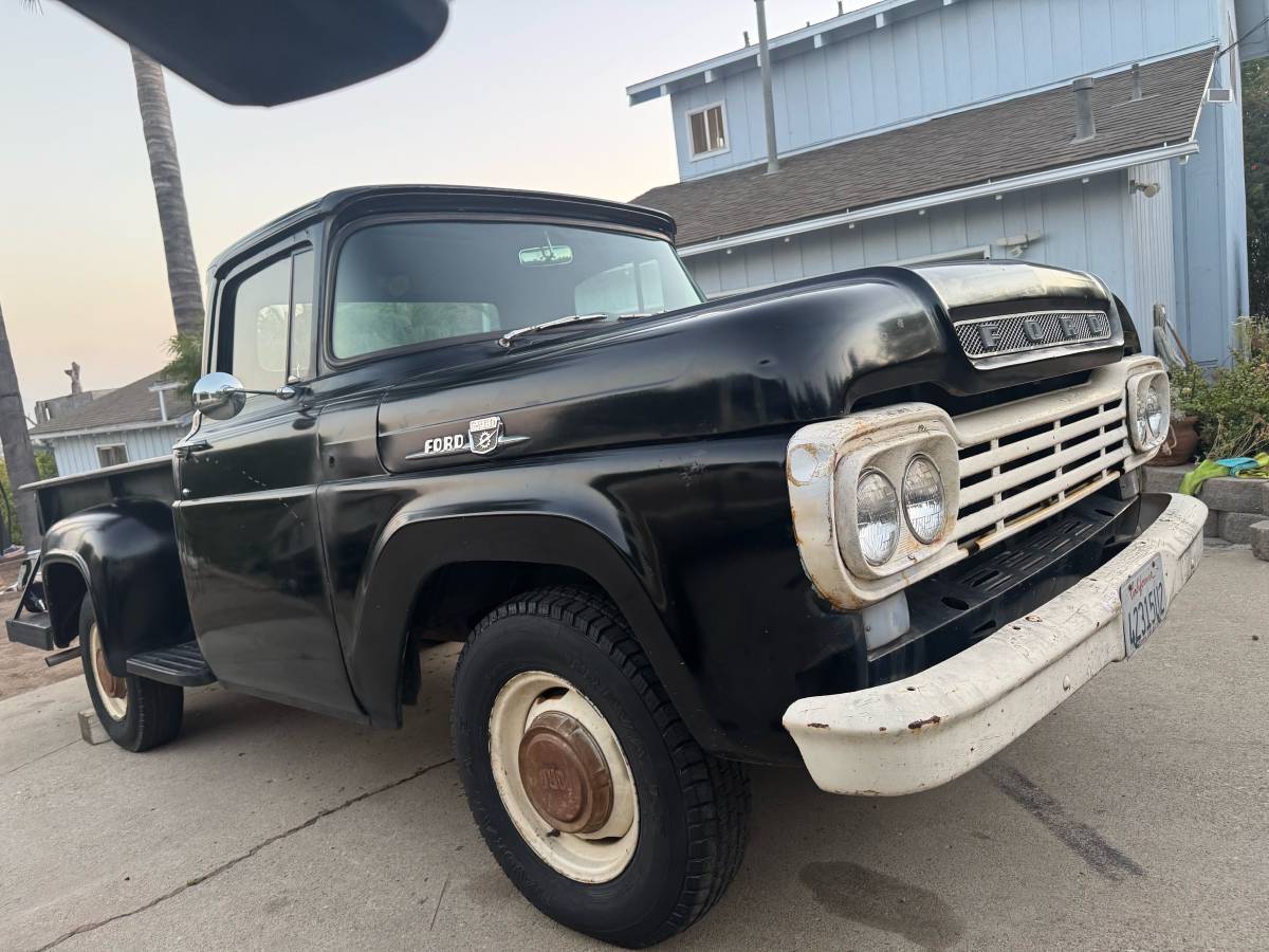 Ford-F-250-1959-black-9