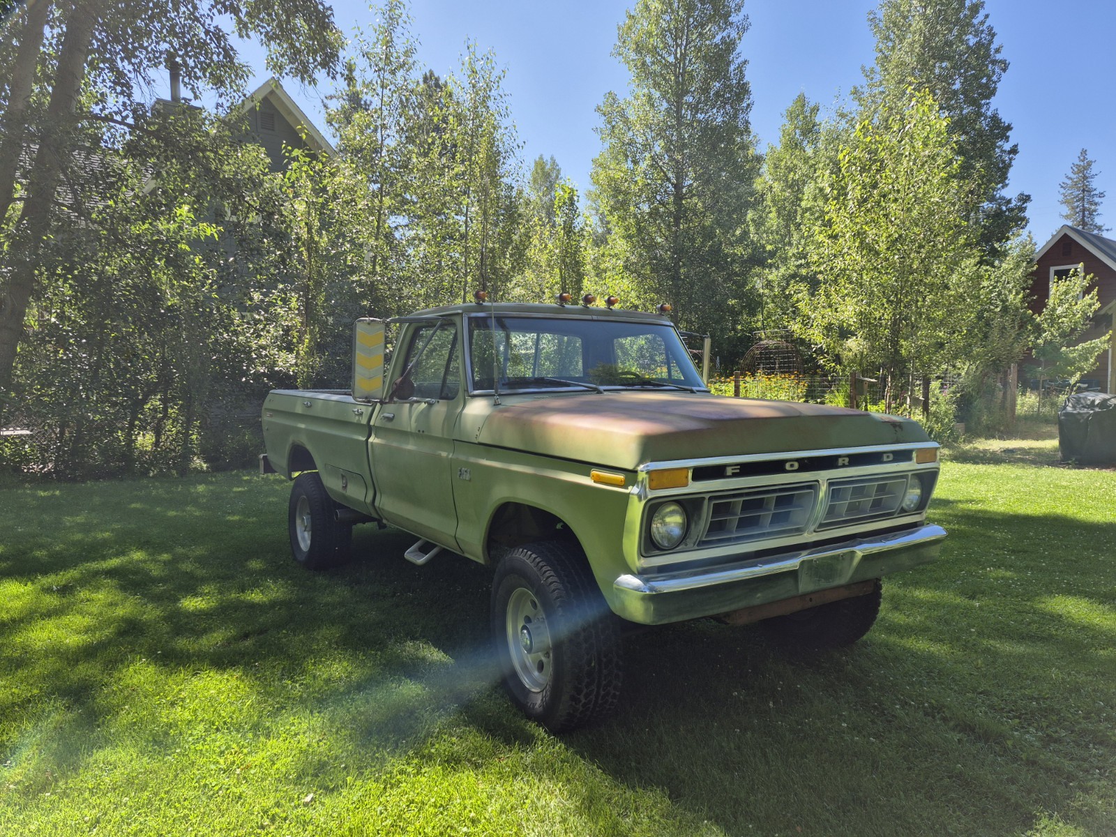 Ford F-250 1976 Standard Cab Pickup
