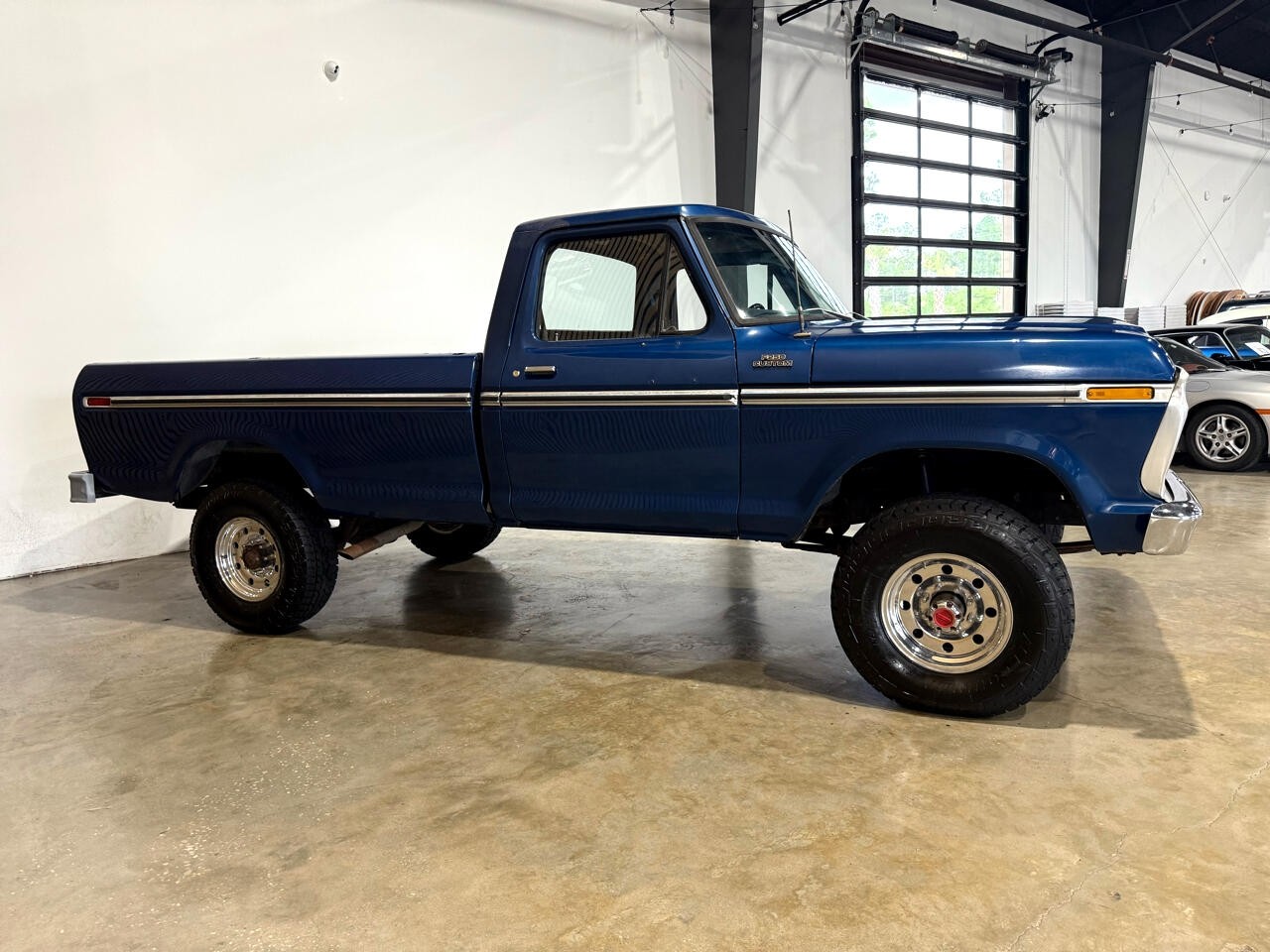 Ford-F-250-1977-Pickup-Truck-15