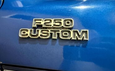 Ford-F-250-1977-Pickup-Truck-17