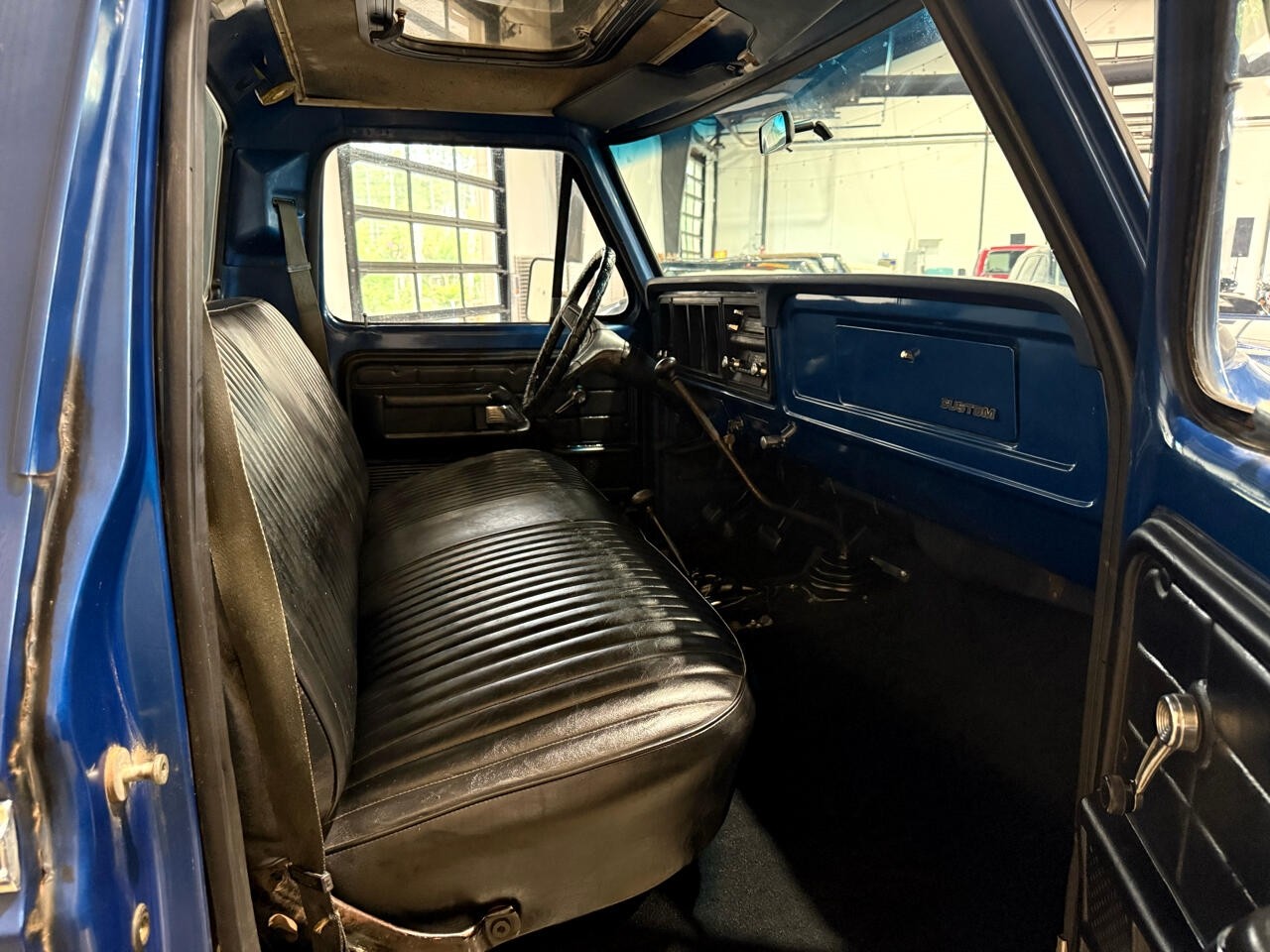 Ford-F-250-1977-Pickup-Truck-19