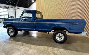 Ford-F-250-1977-Pickup-Truck-22