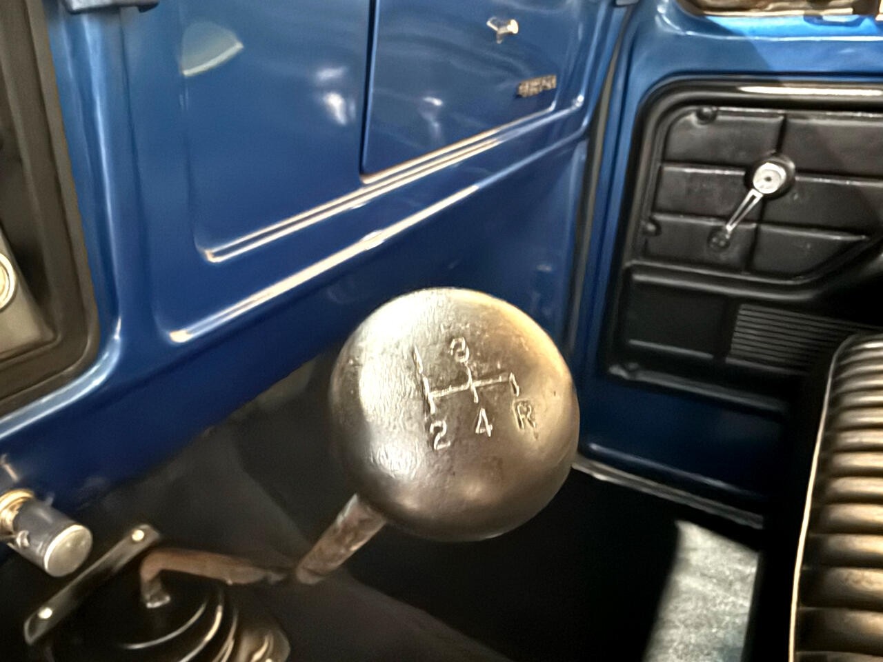 Ford-F-250-1977-Pickup-Truck-27