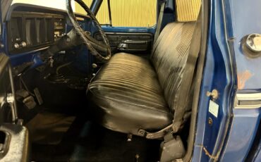 Ford-F-250-1977-Pickup-Truck-32