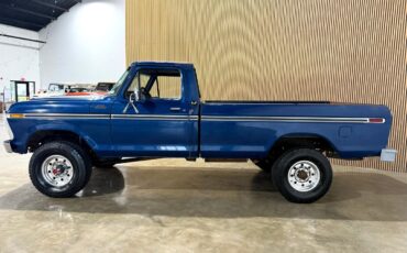 Ford-F-250-1977-Pickup-Truck-9