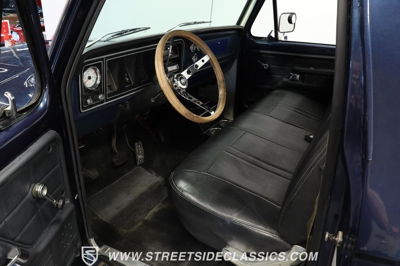 Ford-F-250-1978-Dark-Blue-Metallic-Black-2