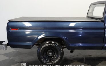 Ford-F-250-1978-Dark-Blue-Metallic-Black-29