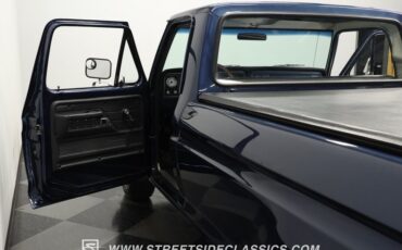 Ford-F-250-1978-Dark-Blue-Metallic-Black-32