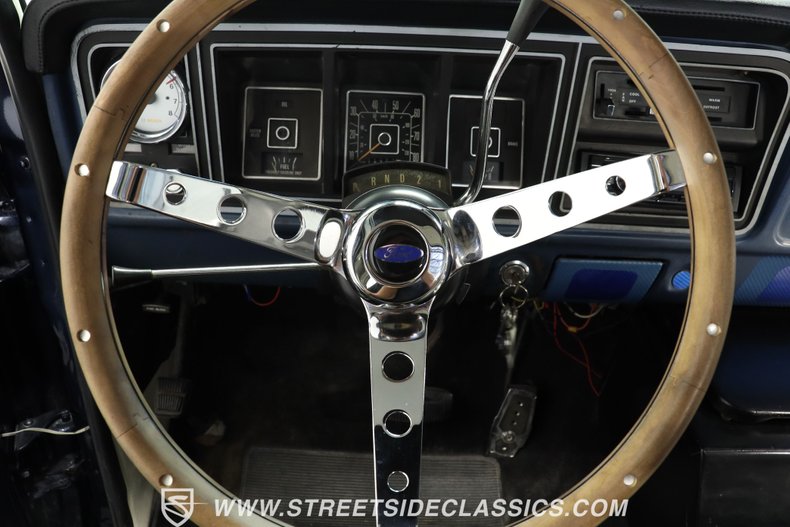 Ford-F-250-1978-Dark-Blue-Metallic-Black-35