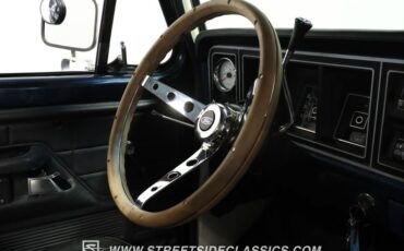 Ford-F-250-1978-Dark-Blue-Metallic-Black-43