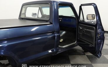 Ford-F-250-1978-Dark-Blue-Metallic-Black-46
