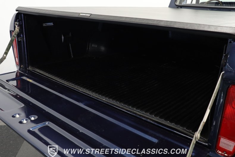 Ford-F-250-1978-Dark-Blue-Metallic-Black-49