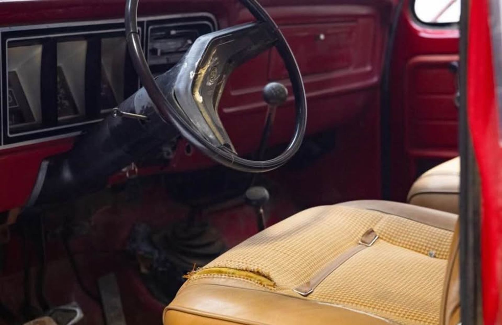 Ford-F-250-1978-Pickup-Truck-11