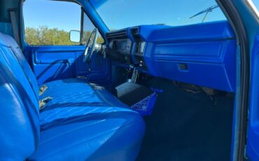 Ford-F-250-1983-Standard-Cab-Pickup-17
