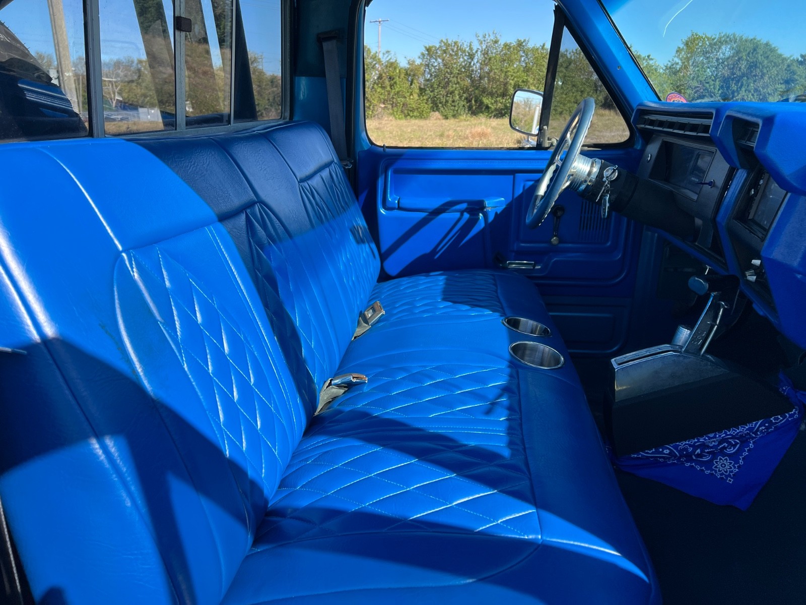 Ford-F-250-1983-Standard-Cab-Pickup-19