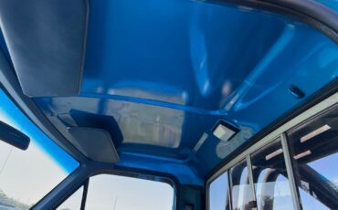 Ford-F-250-1983-Standard-Cab-Pickup-9